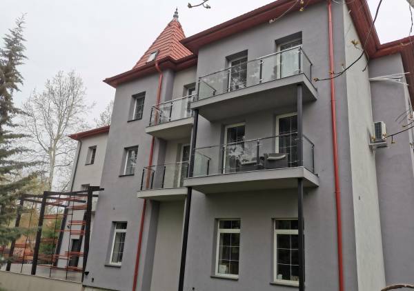 eladó hotel, szálloda, Siófok